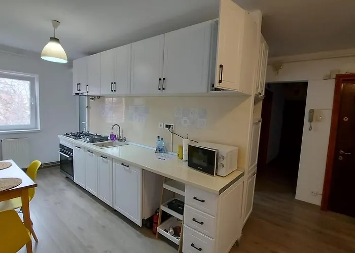 Apartament spatios in Brasov